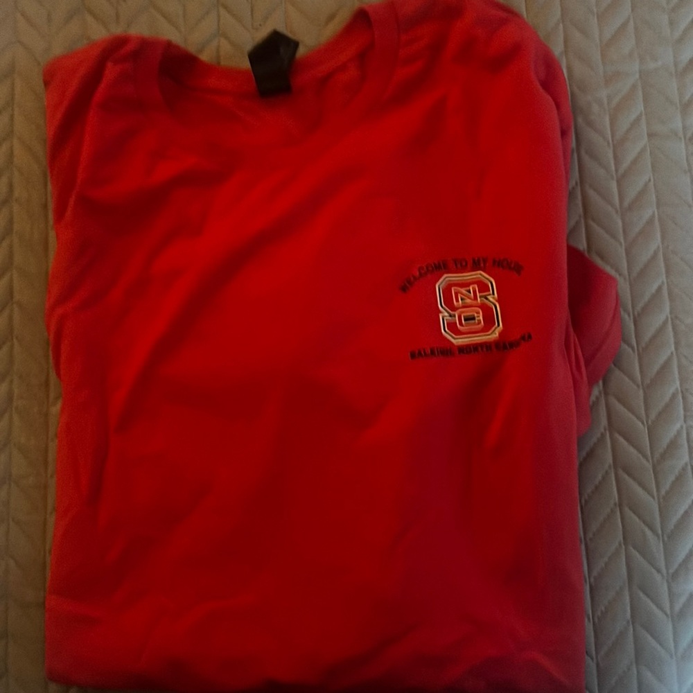 Men’s university Of North Carolina State shirt sleeve T shirt